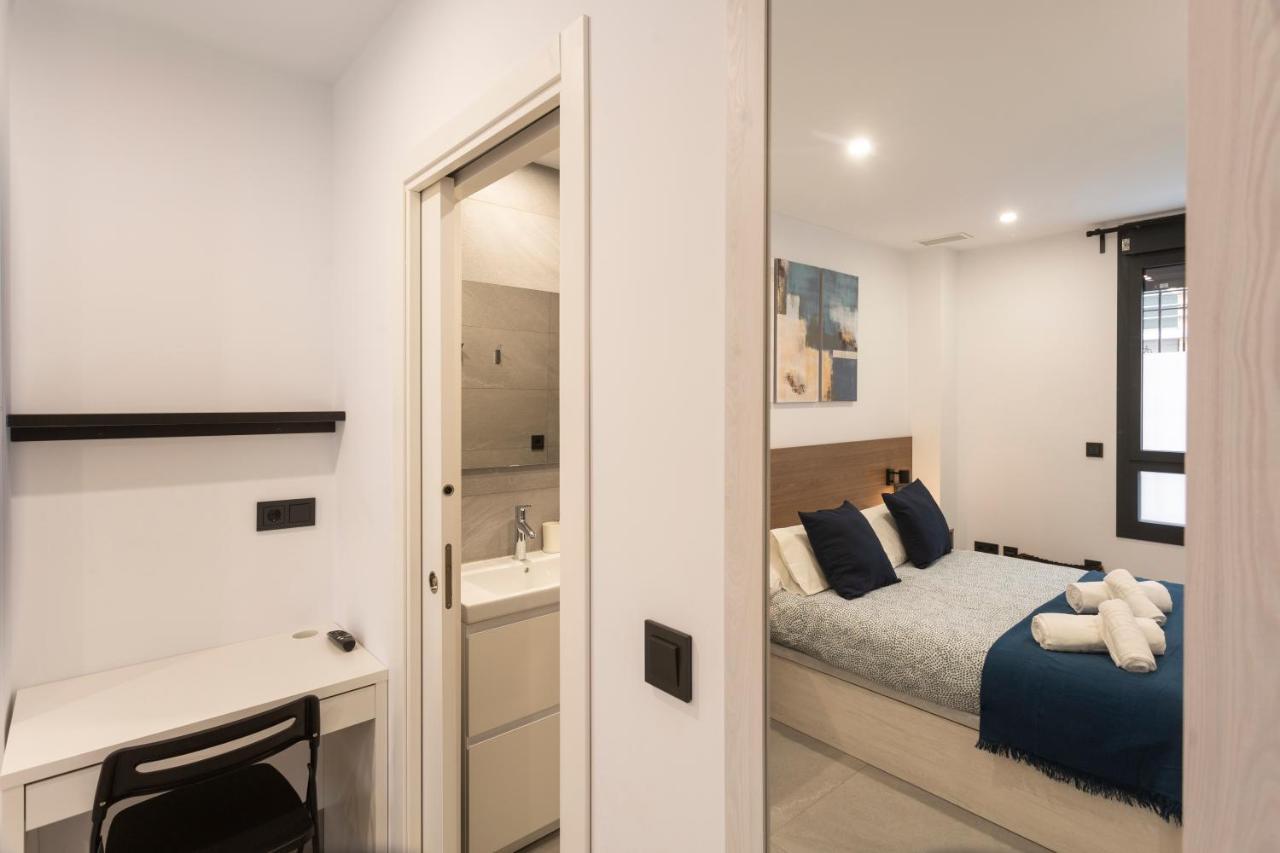 Apartamentos Bajeles Sevilla Urban Buitenkant foto