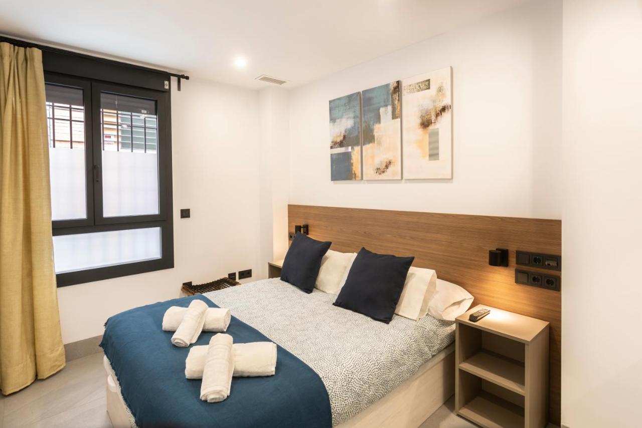 Apartamentos Bajeles Sevilla Urban Buitenkant foto