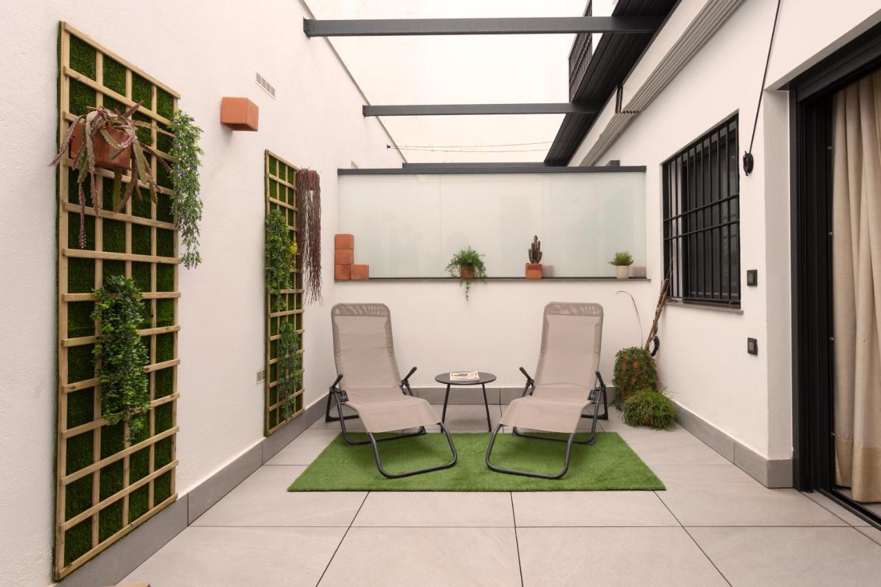 Apartamentos Bajeles Sevilla Urban Buitenkant foto