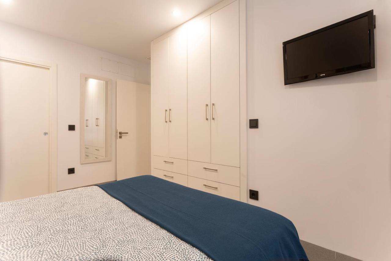 Apartamentos Bajeles Sevilla Urban Buitenkant foto