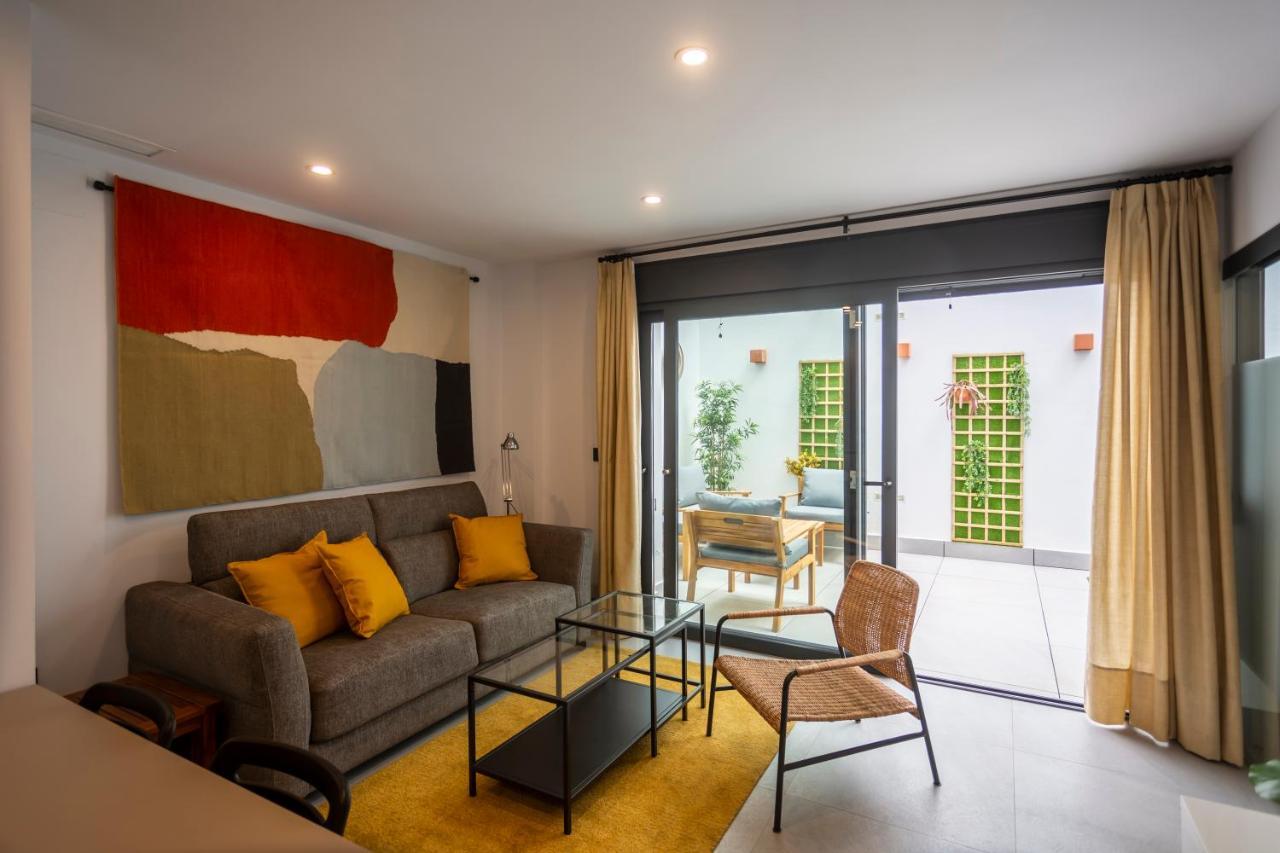 Apartamentos Bajeles Sevilla Urban Buitenkant foto