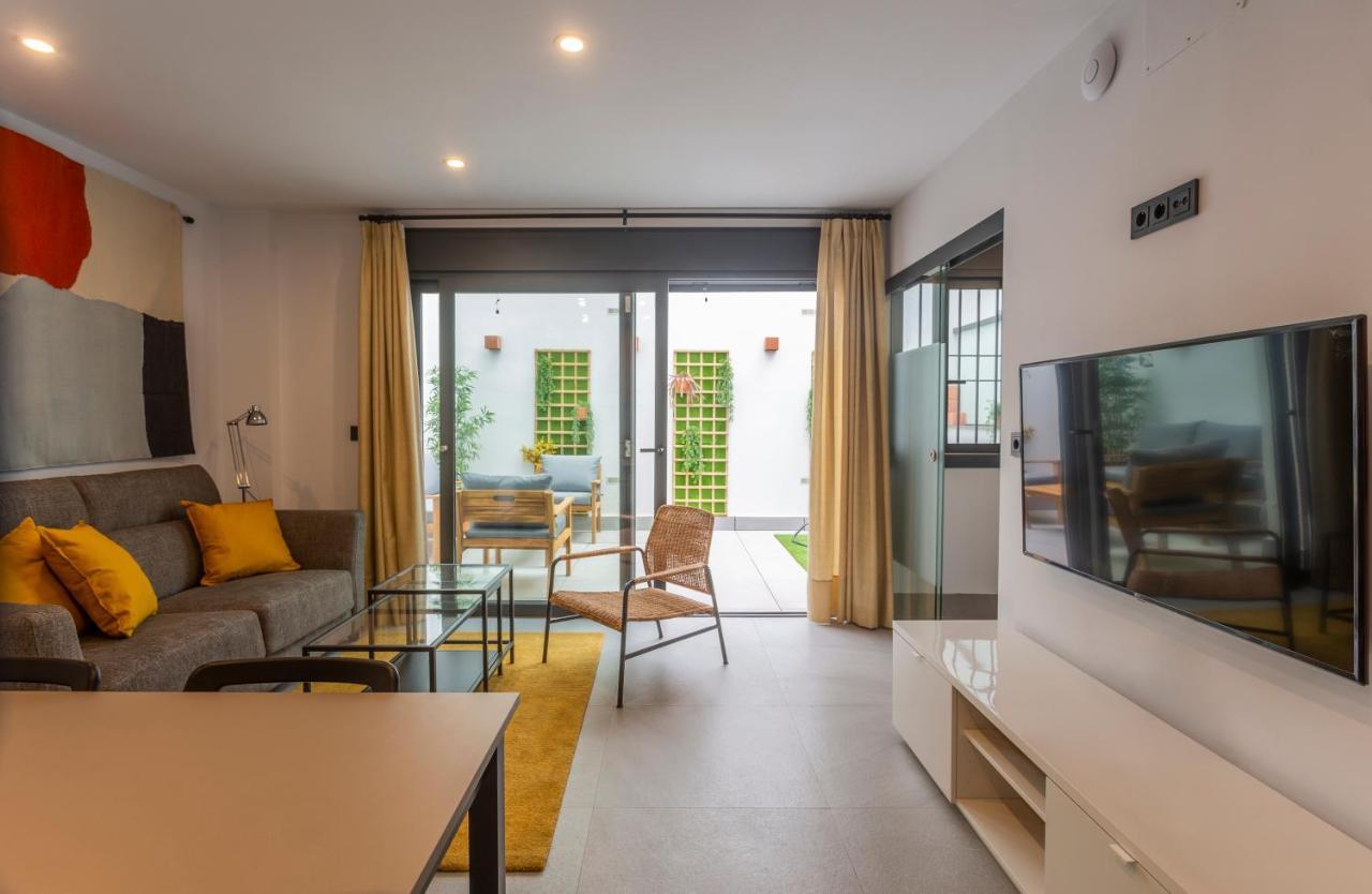 Apartamentos Bajeles Sevilla Urban Buitenkant foto
