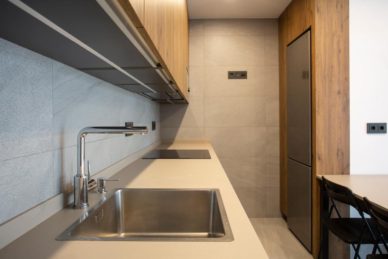 Apartamentos Bajeles Sevilla Urban Buitenkant foto