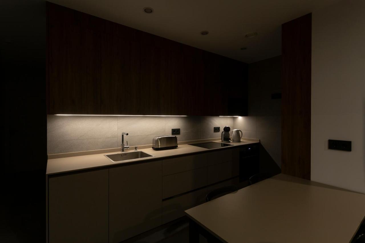 Apartamentos Bajeles Sevilla Urban Buitenkant foto