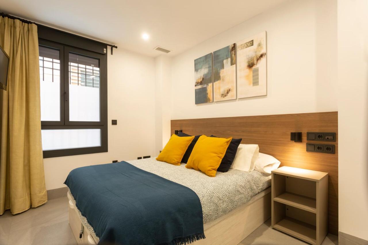 Apartamentos Bajeles Sevilla Urban Buitenkant foto