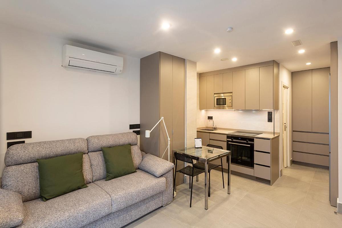 Apartamentos Bajeles Sevilla Urban Buitenkant foto