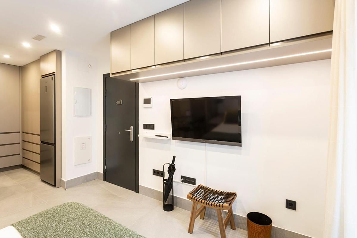 Apartamentos Bajeles Sevilla Urban Buitenkant foto